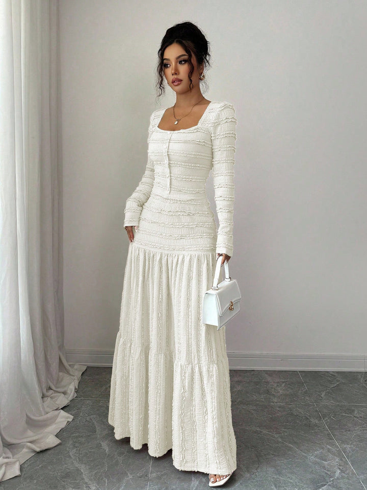 Women's Figure-Hugging Ruffle Maxi Dress with Square Neckline and Button Placket Mune Fashion