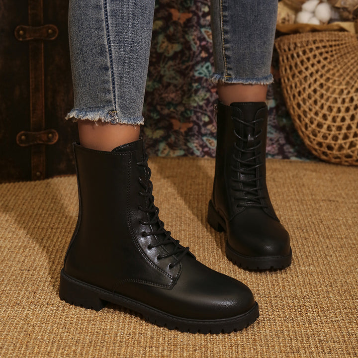 Women's  lace-up boots with side zipper and profiled rubber outsole Mune Fashion