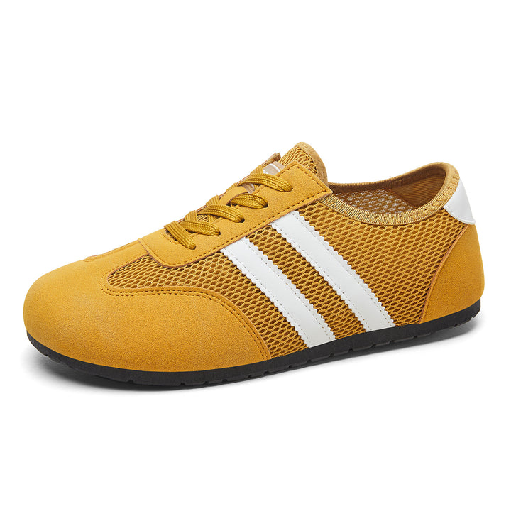 Women's retro-sporty low-top sneaker with breathable mesh, suede overlays, and non-slip rubber outsole Mune Fashion