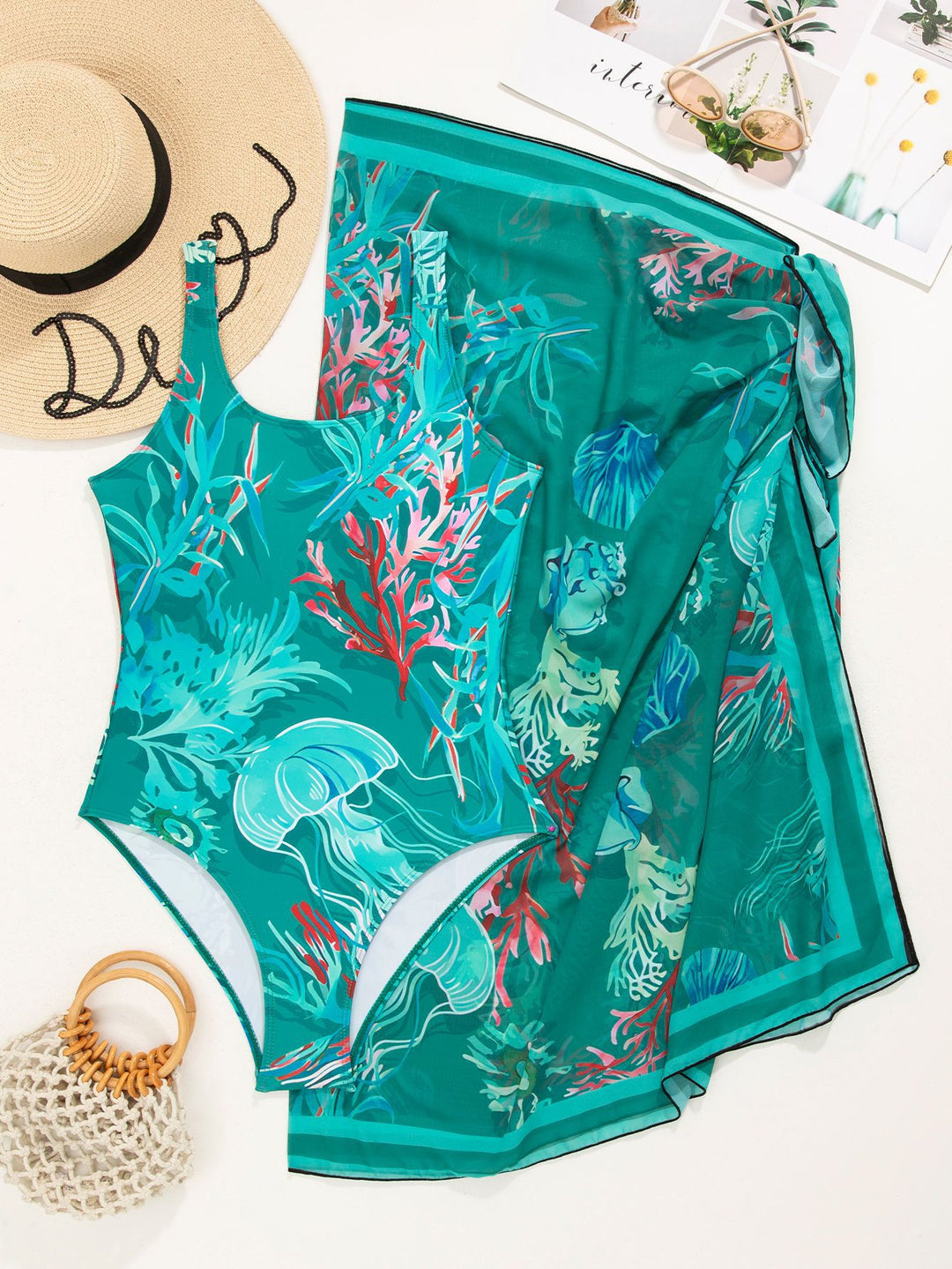 Women's swimsuit with matching beach towel Mune Fashion