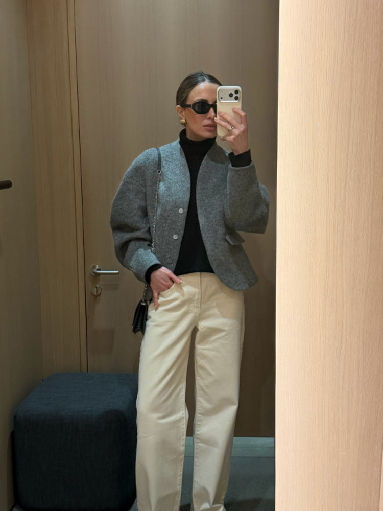 Women's Short Wool Jacket with Balloon Sleeves and Boxy Silhouette Mune Fashion