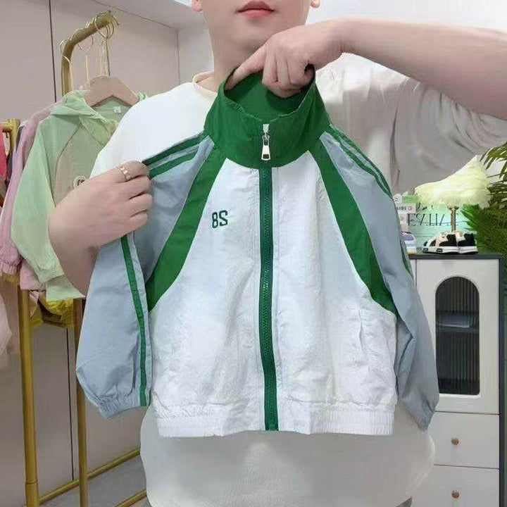Men's sporty lightweight windbreaker with stand-up collar and raglan sleeves Mune Fashion