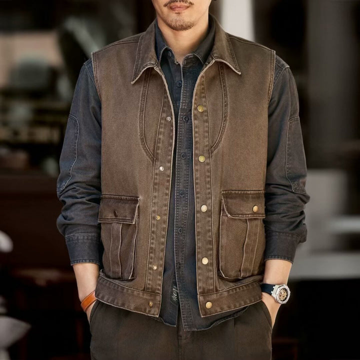 Men's utility vest with corduroy collar, snap button closure, and patch flap pockets Mune Fashion