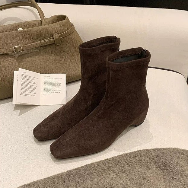 Women's ankle-high leather ankle boots with square toe, middle seams, and elastic shaft Mune Fashion