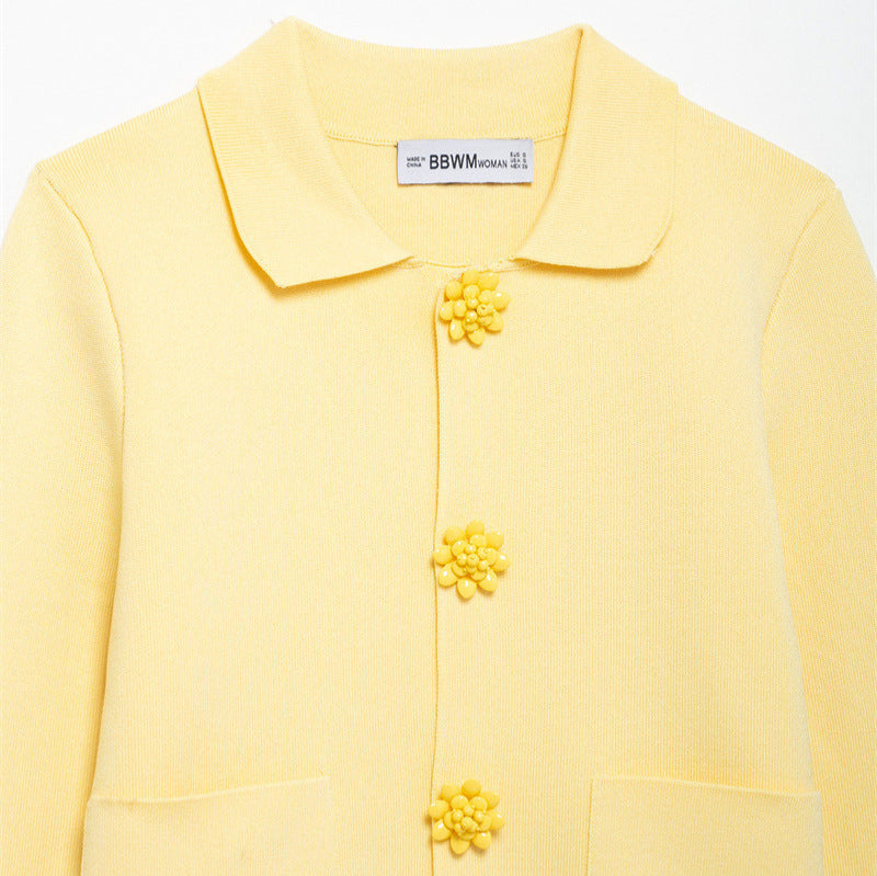 Women 10+ tailored cardigan with shirt collar and floral button decoration Mune Fashion