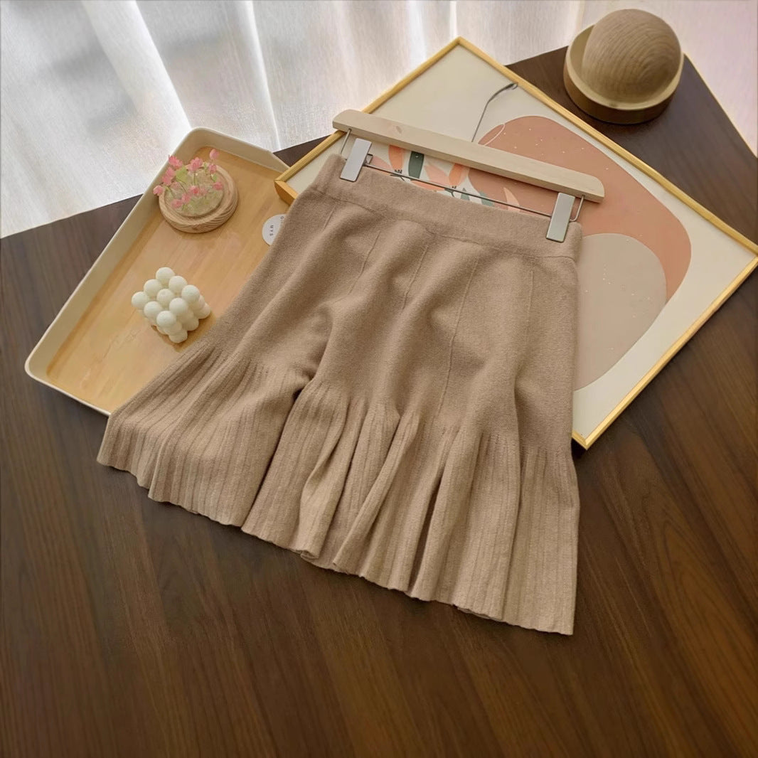 Women's Pleated Skirt made of high-quality knit Mune Fashion
