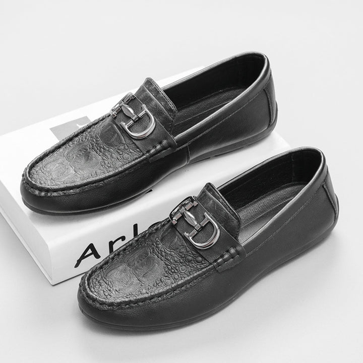 Men's Elegant Moccasins with Metal Accent Mune Fashion