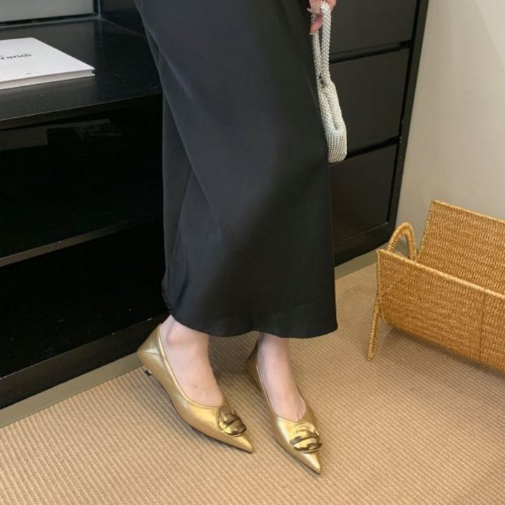 Women pointed toe flat ballerinas in metallic leather look with decorative buckle Mune Fashion