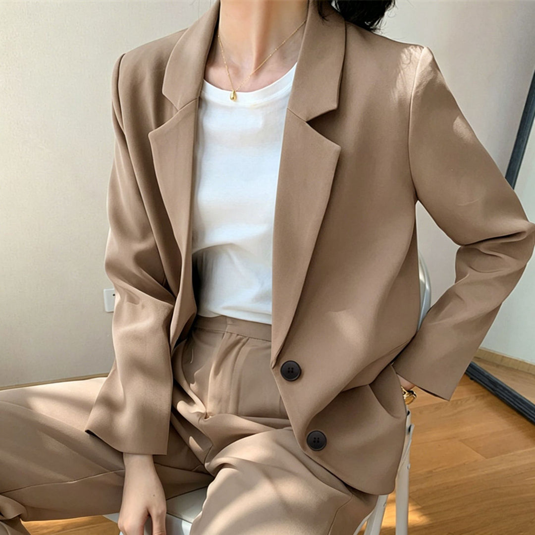 Women's Elegant Oversized Blazer with High-Quality Details Mune Fashion