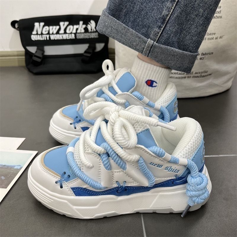 Women's Athletic Sneakers with Innovative Cushioning and Robust Design Mune Fashion