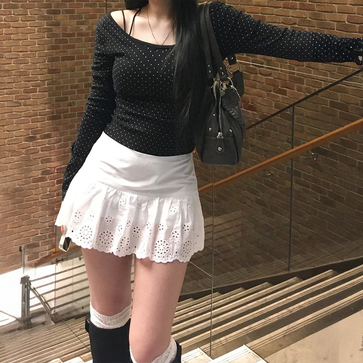 Women's knitted cropped long sleeve with fine polka dot pattern and U-neck Mune Fashion