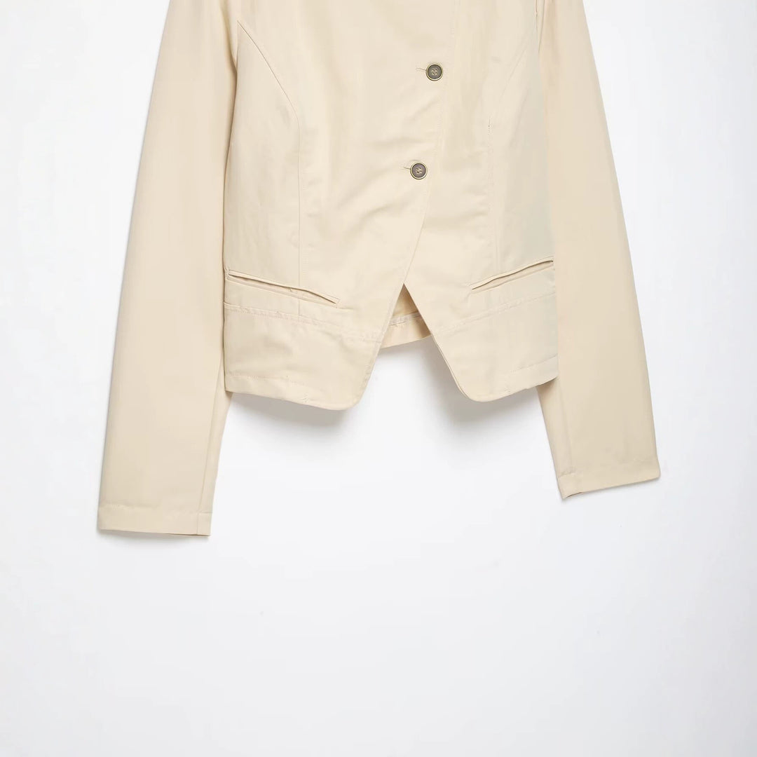 Women's asymmetrical cropped transitional jacket with stand-up collar and tailored fit Mune Fashion