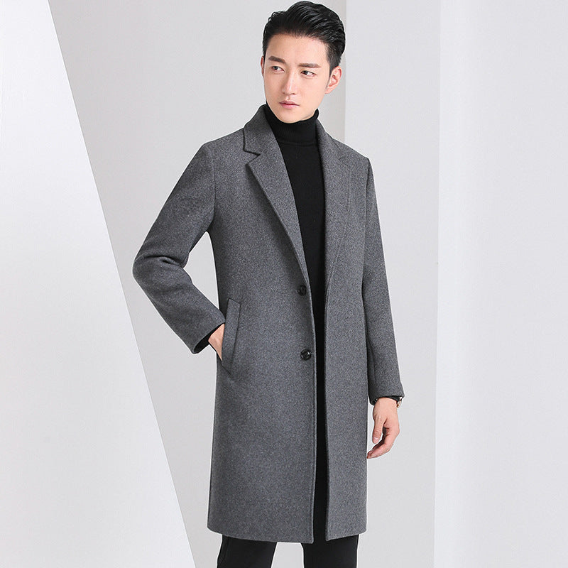 Men's Elegant Wool Coat with Classic Cut and Practical Pockets Mune
