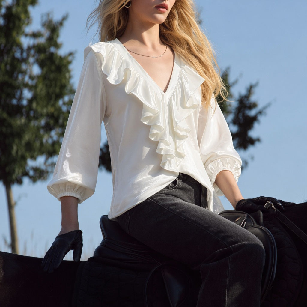 Women shimmering V-Neck ruffle blouse with balloon sleeves and elastic cuffs Mune Fashion