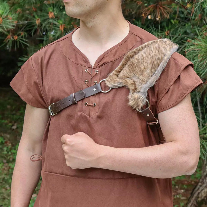 Men's shoulder strap with faux fur padding and adjustable leather strap Mune Fashion