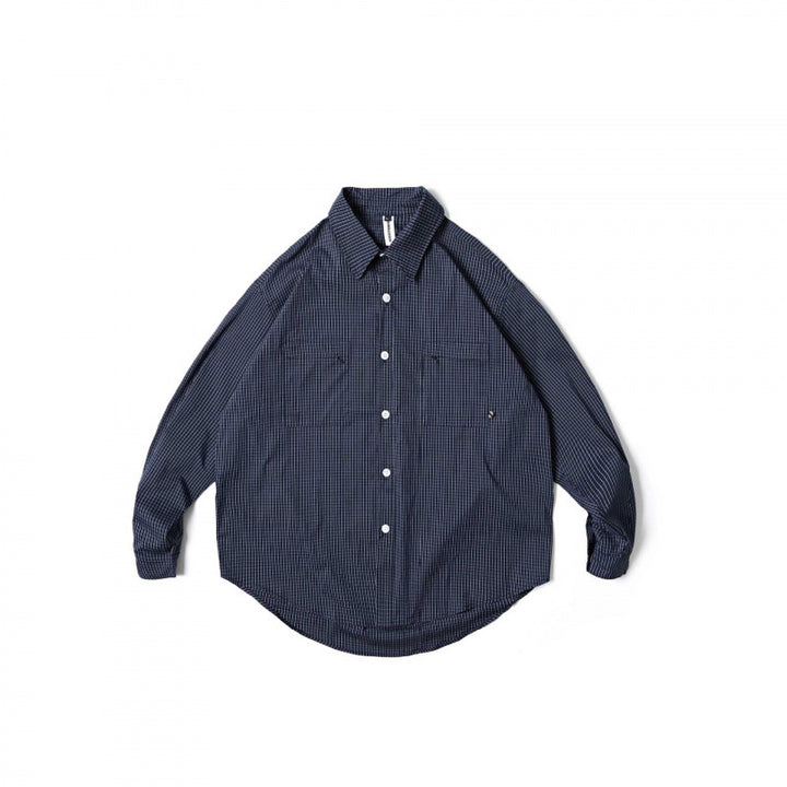 Unisex Oversize-checkered Shirt with rounded hem and appliquéd chest pockets Mune Fashion