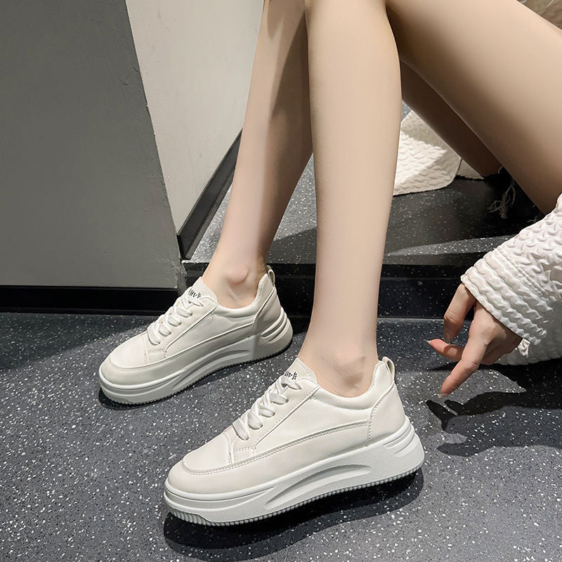 Women Comfortable Sneakers with Trendy Wellness Design Mune Fashion