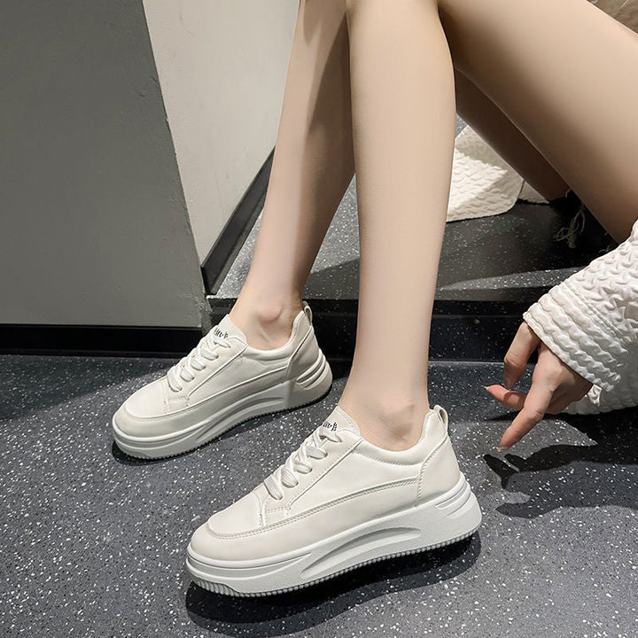Women Comfortable Sneakers with Trendy Wellness Design Mune Fashion