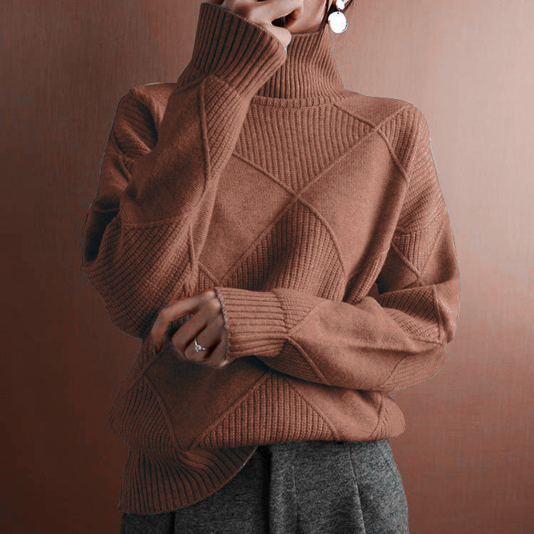 Women's oversized knitted sweater with high turtleneck and diamond pattern Mune Fashion