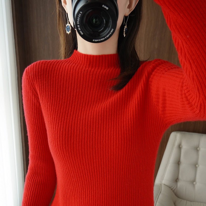 Women's luxury fine-knit pullover with narrow rib structure and short stand-up collar Mune Fashion