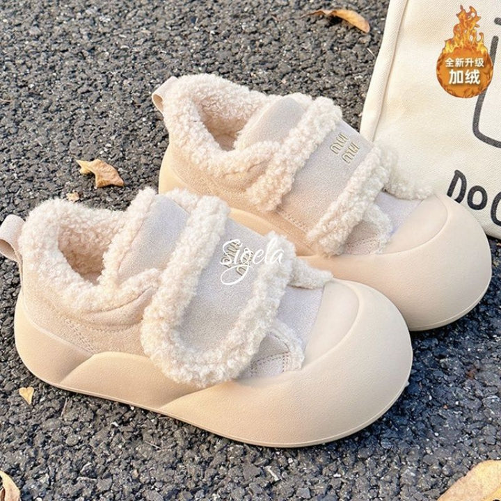 Women Comfortable and Stylish Sneakers with Suede Details Mune Fashion
