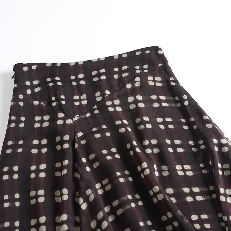 Women's flowing maxi skirt made of chiffon with geometric all-over print and high waist Mune Fashion