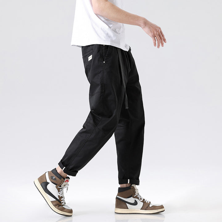 Herren Konisch geschnittene Cargohose mit integriertem Gurtbund und ergonomischen Kniepaneelen Mune Fashion