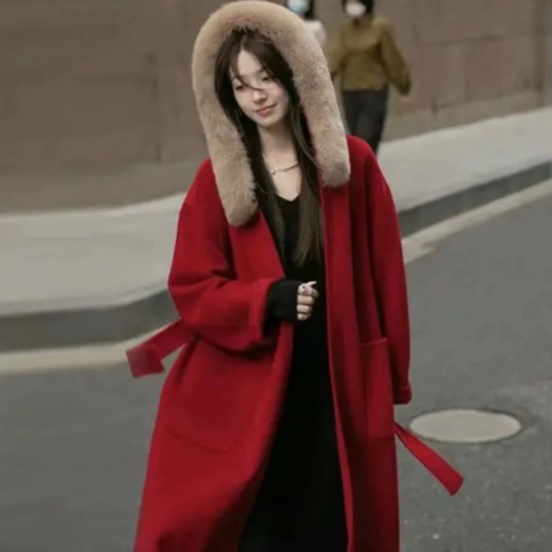 Women's Long Wool Coat with Removable Faux Fur Collar and Tailored Fit Mune Fashion
