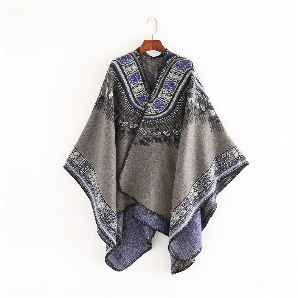 Women Oversize Poncho in Ethno Jacquard with V-neck and structured hem Mune Fashion