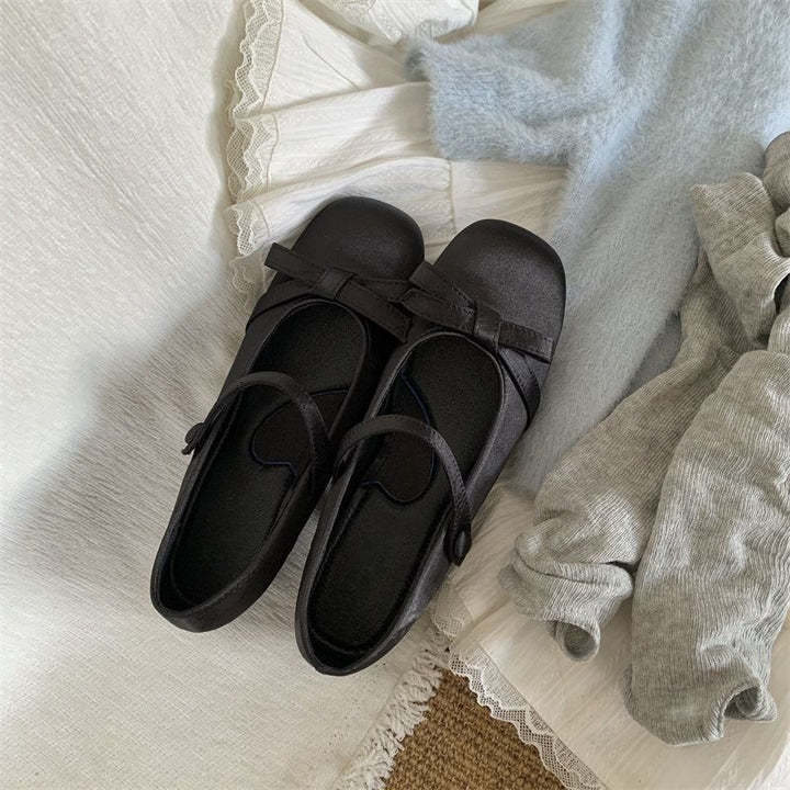 Women's Satin Mary-Jane Ballerinas with Ankle Strap, Bow Application and Comfort Insole Mune Fashion
