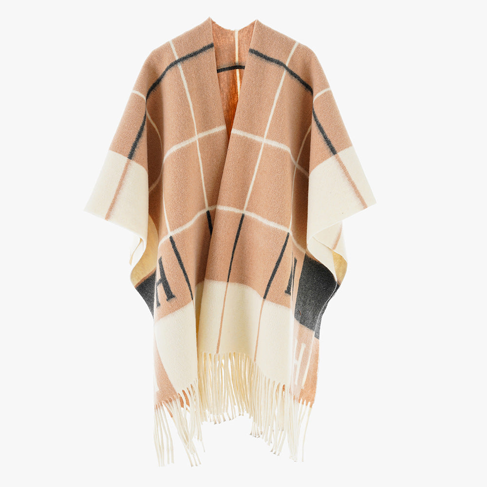 Women's Oversized Throw from Wool Blend with Monogram Check Pattern and Fringe Hem Mune Fashion