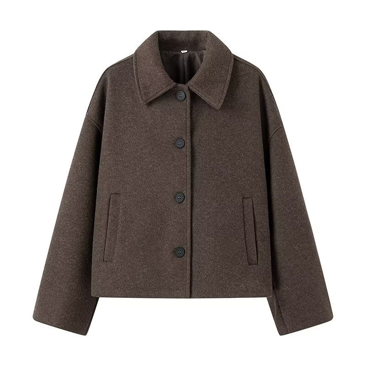 Women's short-cut wool blend box jacket with shirt collar, welt pockets, and soft lining Mune Fashion