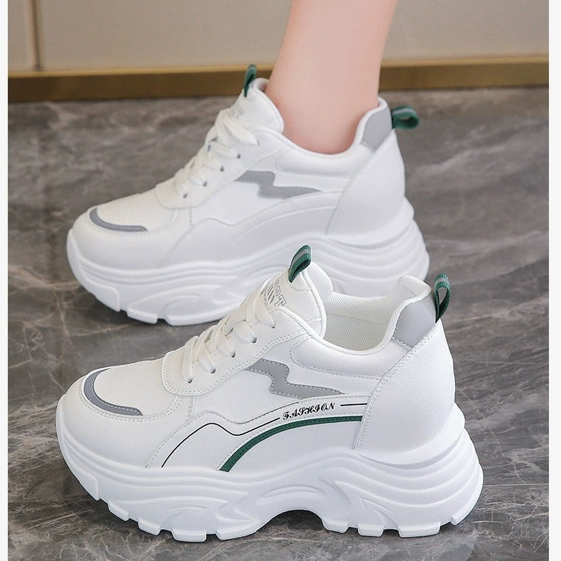 Women Chunky Sneakers with breathable upper material and cushioning sole Mune Fashion