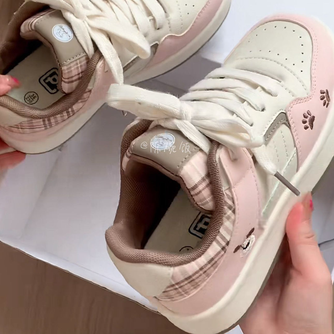 Women's sneakers with playful animal motifs and comfortable inner lining Mune Fashion