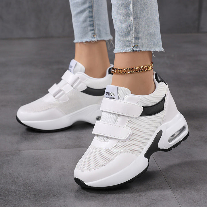 Women's sporty platform sneakers with Velcro closure and visible air-cushion sole made of breathable mesh Mune Fashion