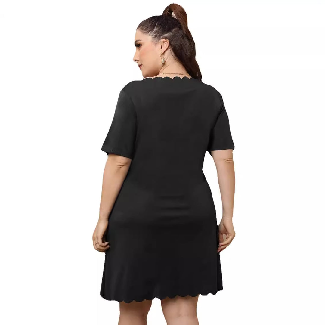 Women's casual leisure dress with playful lip motif Mune Fashion