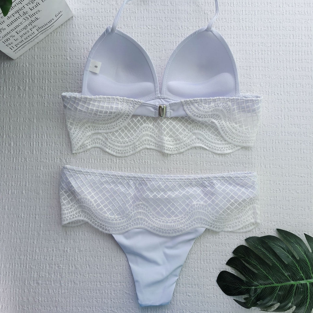 Women's triangle bikini with crocheted detail Mune Fashion
