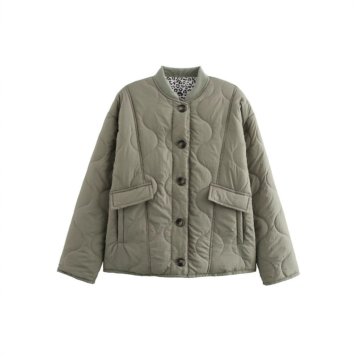 Women Padded Quilted Jacket in Boxy Cut with Round Neckline and Applied Pockets Mune Fashion