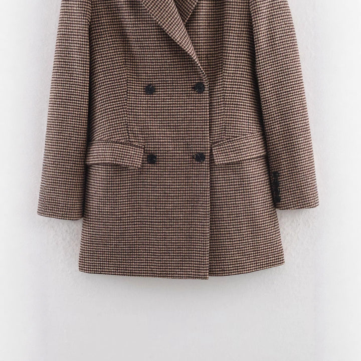 Women's tailored double-breasted blazer coat with houndstooth pattern and flap pockets Mune Fashion