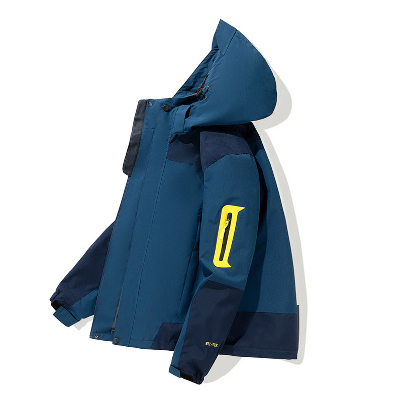 Men's Waterproof Softshell Outdoor Jacket with Hood, Sleeve Zipper Pocket and Windproof Membrane Mune Fashion
