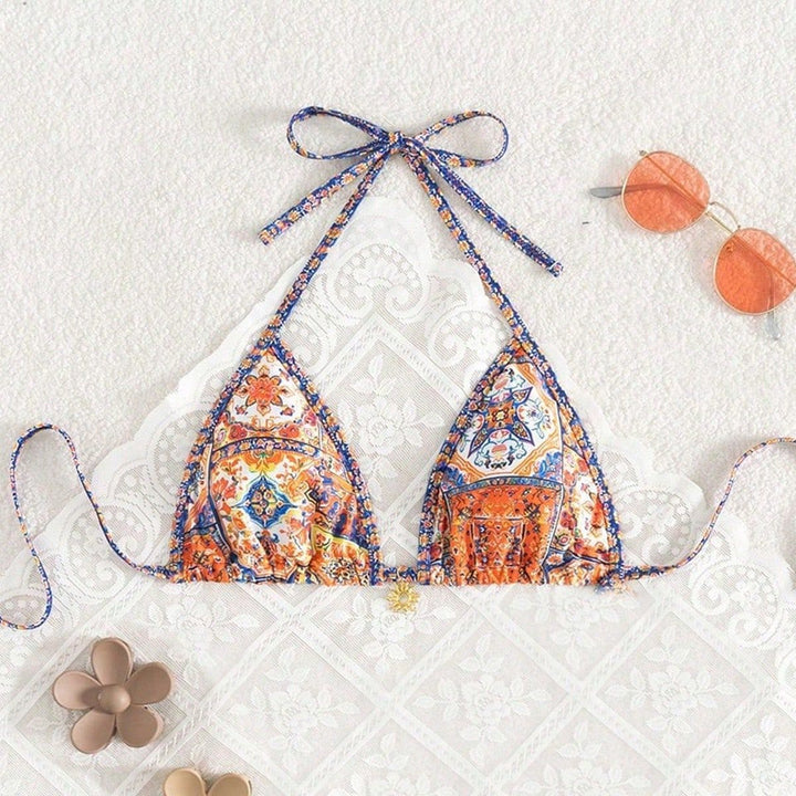 Women Triangle Bikini with Floral Pattern and Refined Details Mune Fashion