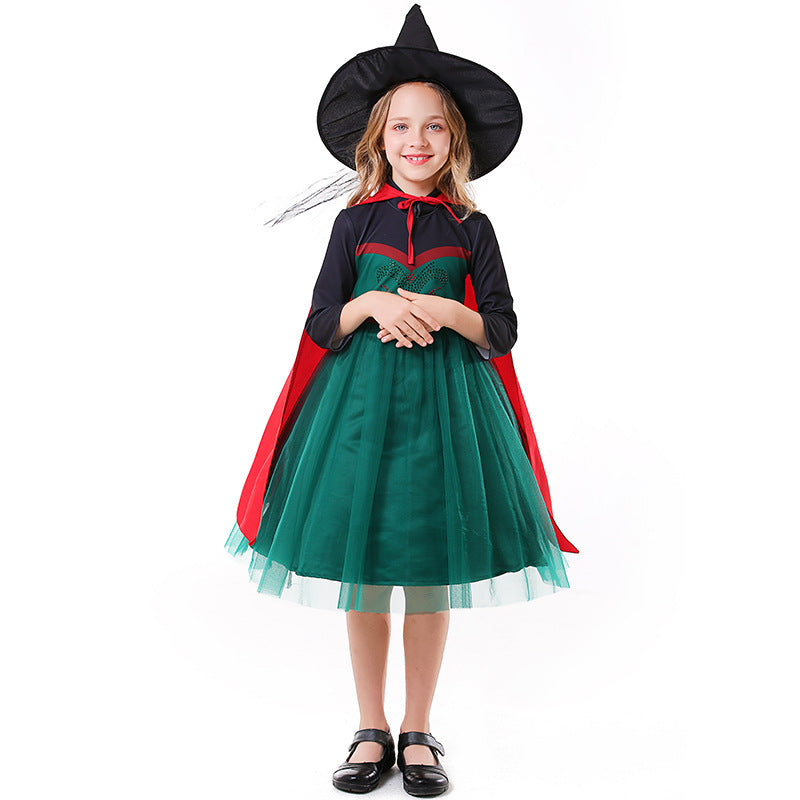Girl's costume as a charming princess with tulle skirt and cape Mune Fashion