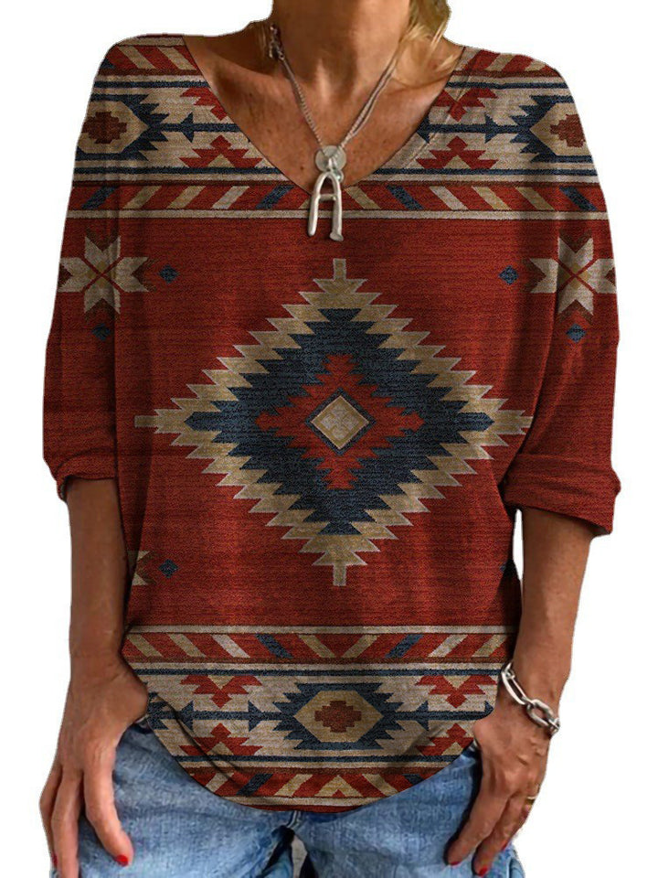 Women's Aztec patterned oversized tunic top with V-neck and three-quarter sleeves Mune Fashion