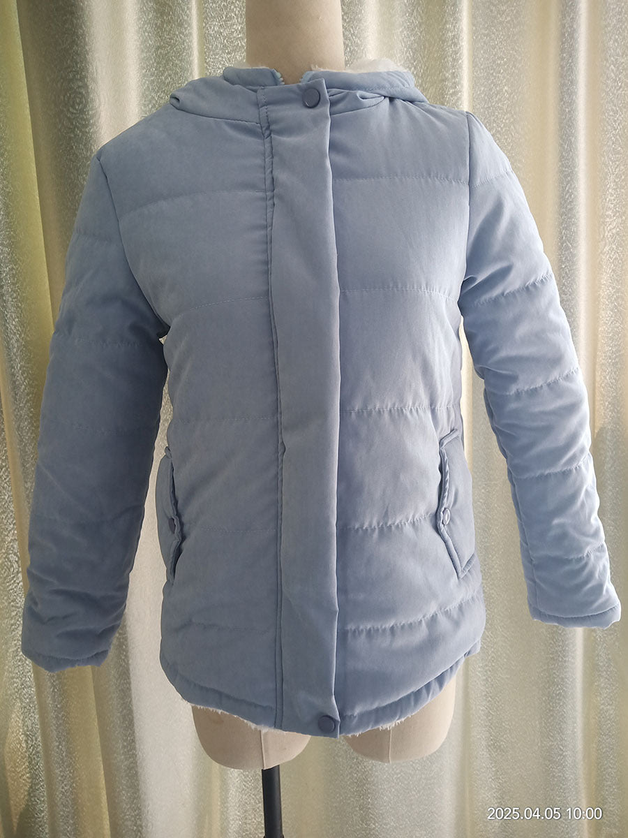 Women's quilted hoodie jacket with teddy lining, concealed snap button placket and patch pockets Mune Fashion
