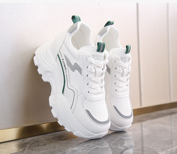 Women's sporty sneakers with cushioned profile sole and breathable upper material structure Mune Fashion
