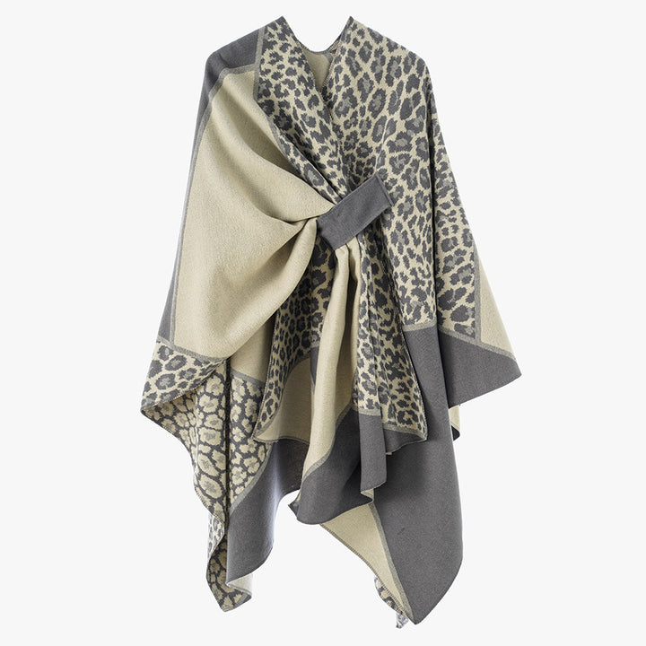 Women's jacquard poncho with leopard pattern and wool blend wrap Mune Fashion