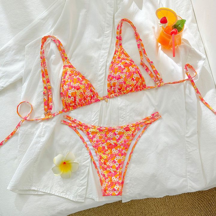 Women's Triangle Bikini with Floral Patterns Mune Fashion