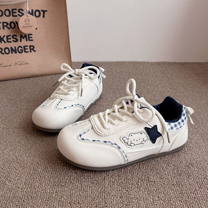 Women's sneakers with playful animal design and breathable upper material Mune Fashion