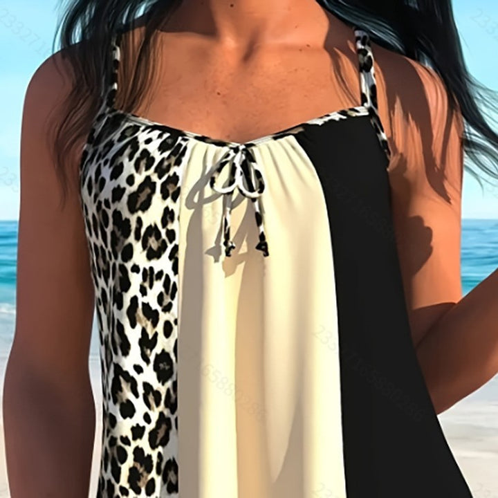 Women Tankini Set with trendy leopard pattern and adjustable straps Mune Fashion