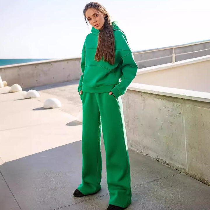 Women's Oversized Loungewear Set made of heavy French Terry with structured hood and Relax Joggers Mune Fashion